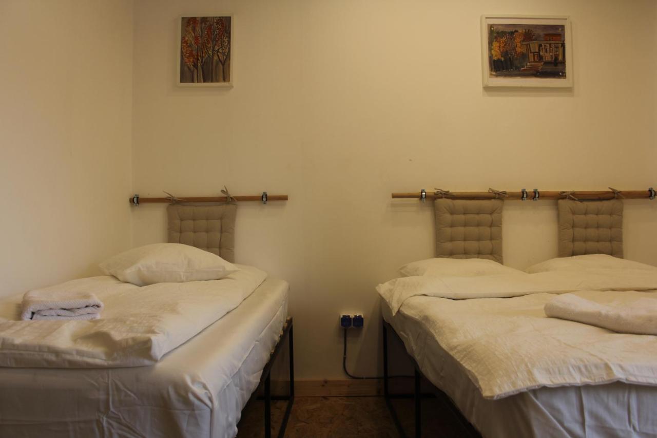 Victoria Poshtel Bucharest Hostel ภายนอก รูปภาพ