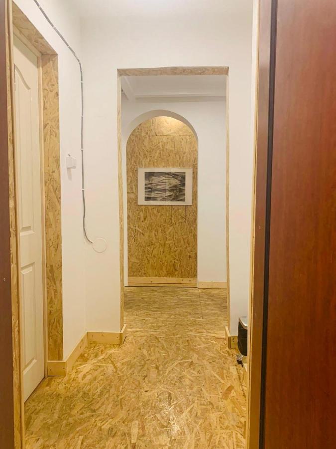 Victoria Poshtel Bucharest Hostel ภายนอก รูปภาพ